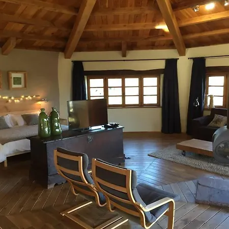 Сasa de vacaciones Guikuri Oktogono Apartamento, 1, 2 Y 3 Pax Murua